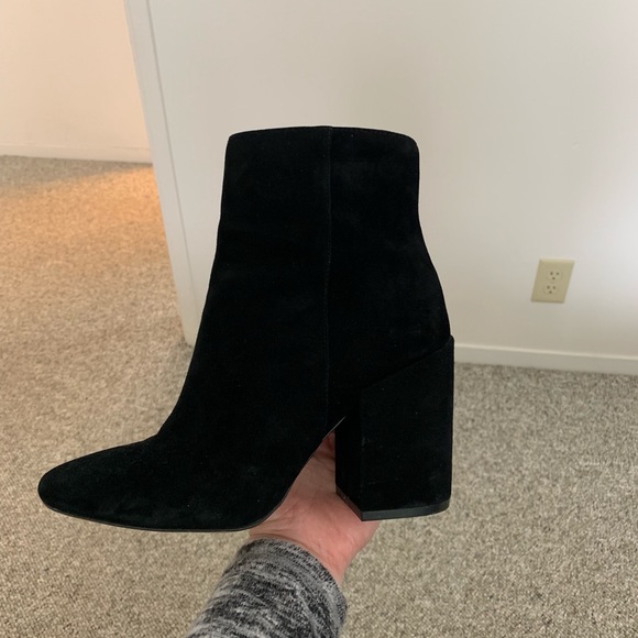 vince camuto destilly